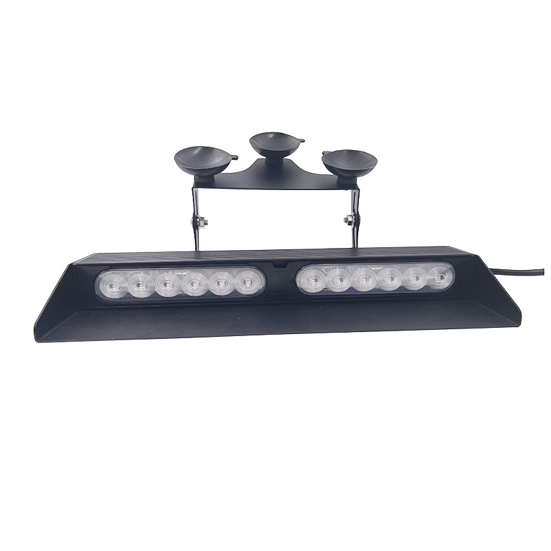 Lumină LED pentru parasolar pe vehicule