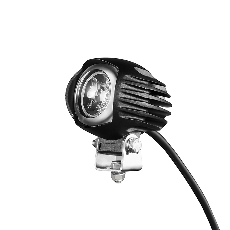 Noua lumină de lucru SPOT LED